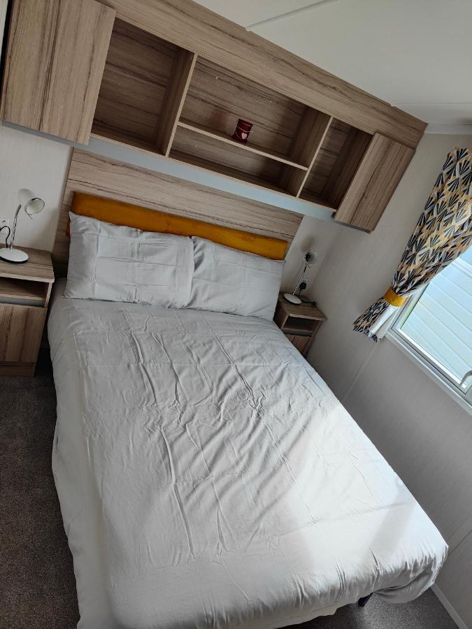 סנדאון J6 Static Caravan, Fairway Holiday Park מראה חיצוני תמונה