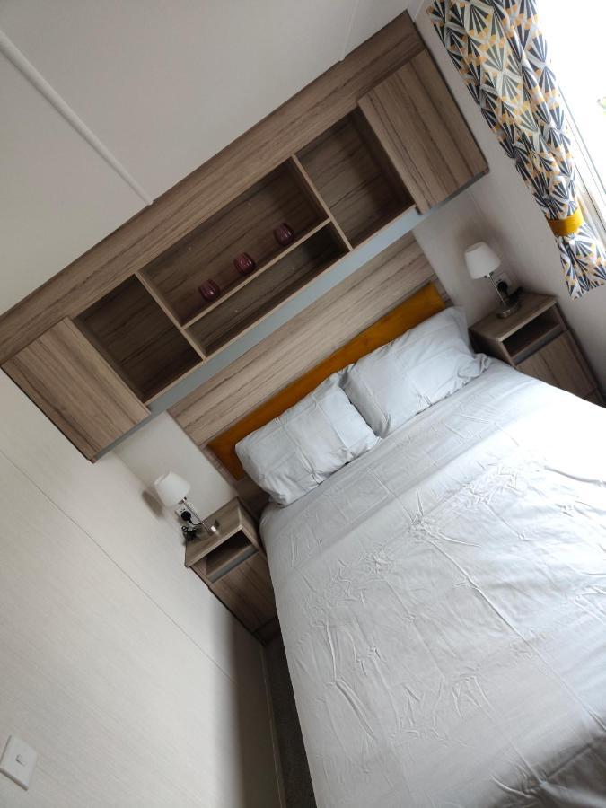 סנדאון J6 Static Caravan, Fairway Holiday Park מראה חיצוני תמונה